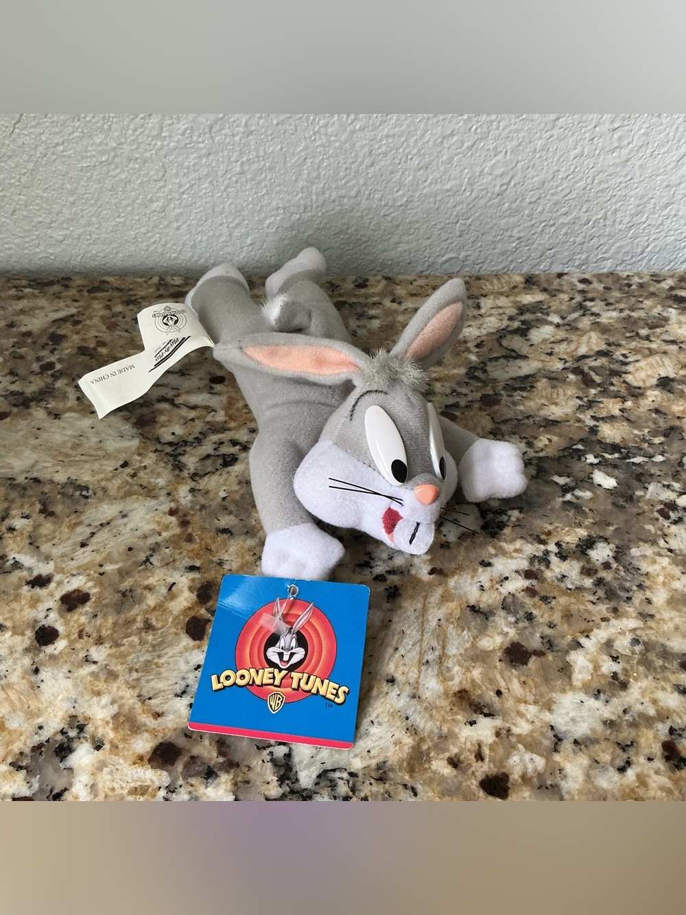 Looney Tunes 1997 Bugs Bunny Grey Plush NWT